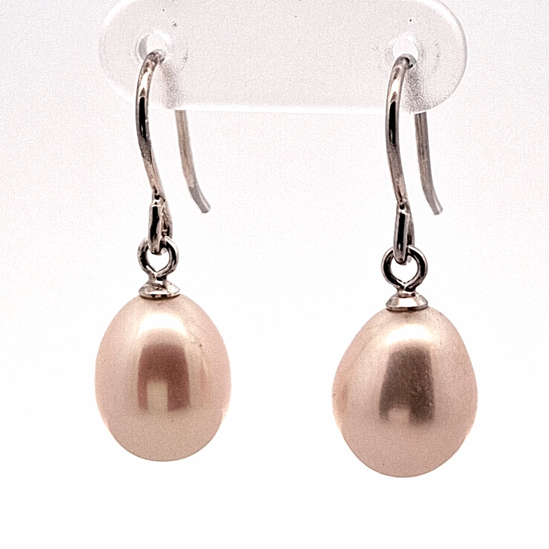 9x10mm white freshwater cultured pearl  sterling silver drop earrings 32326