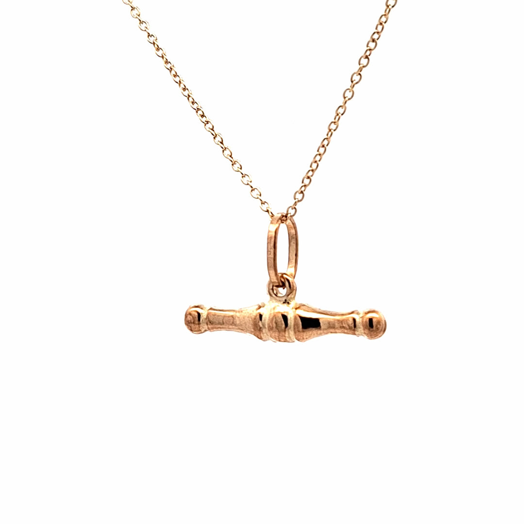 9ct gold T-bar pendant 38848