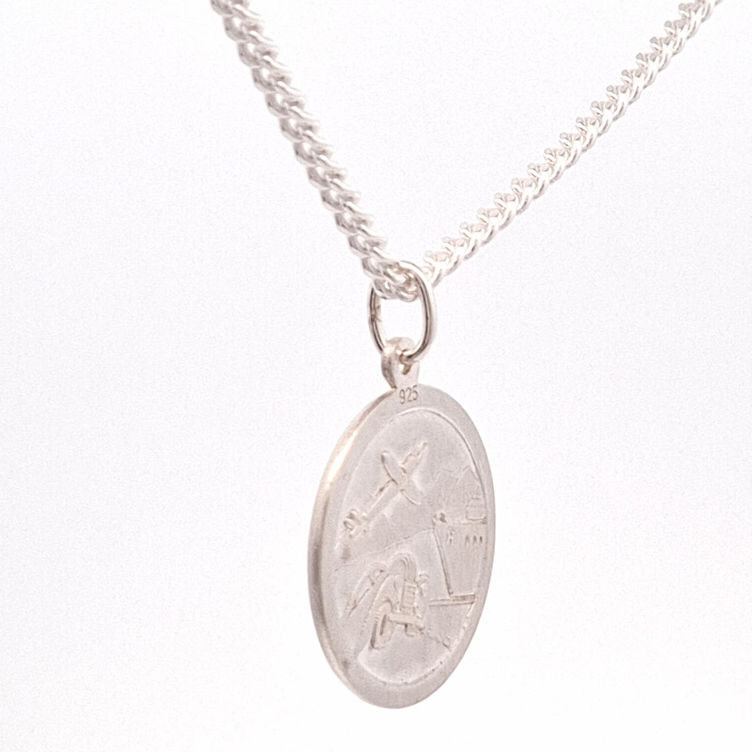 20mm Gents polished and satin finish St. Christopher medal and chain 38167