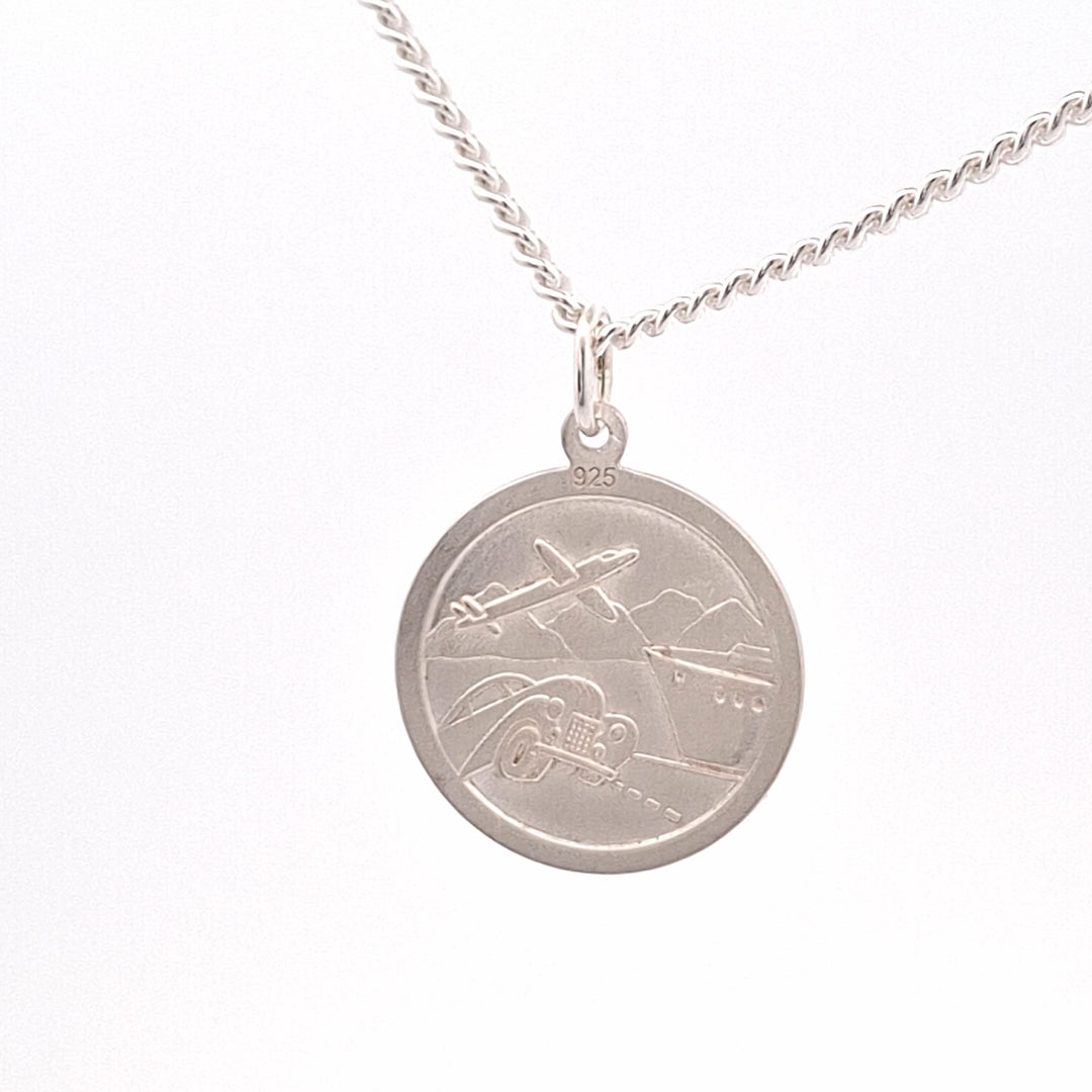 20mm Gents polished and satin finish St. Christopher medal and chain 38167