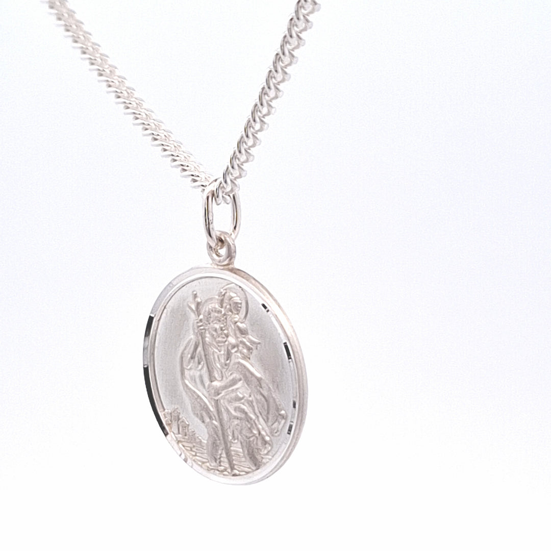 20mm Gents polished and satin finish St. Christopher medal and chain 38167