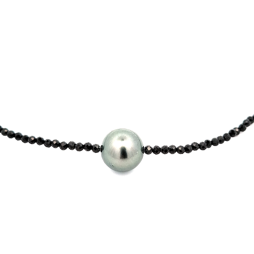 Black Spinel and Tahiti pearl necklace 38600