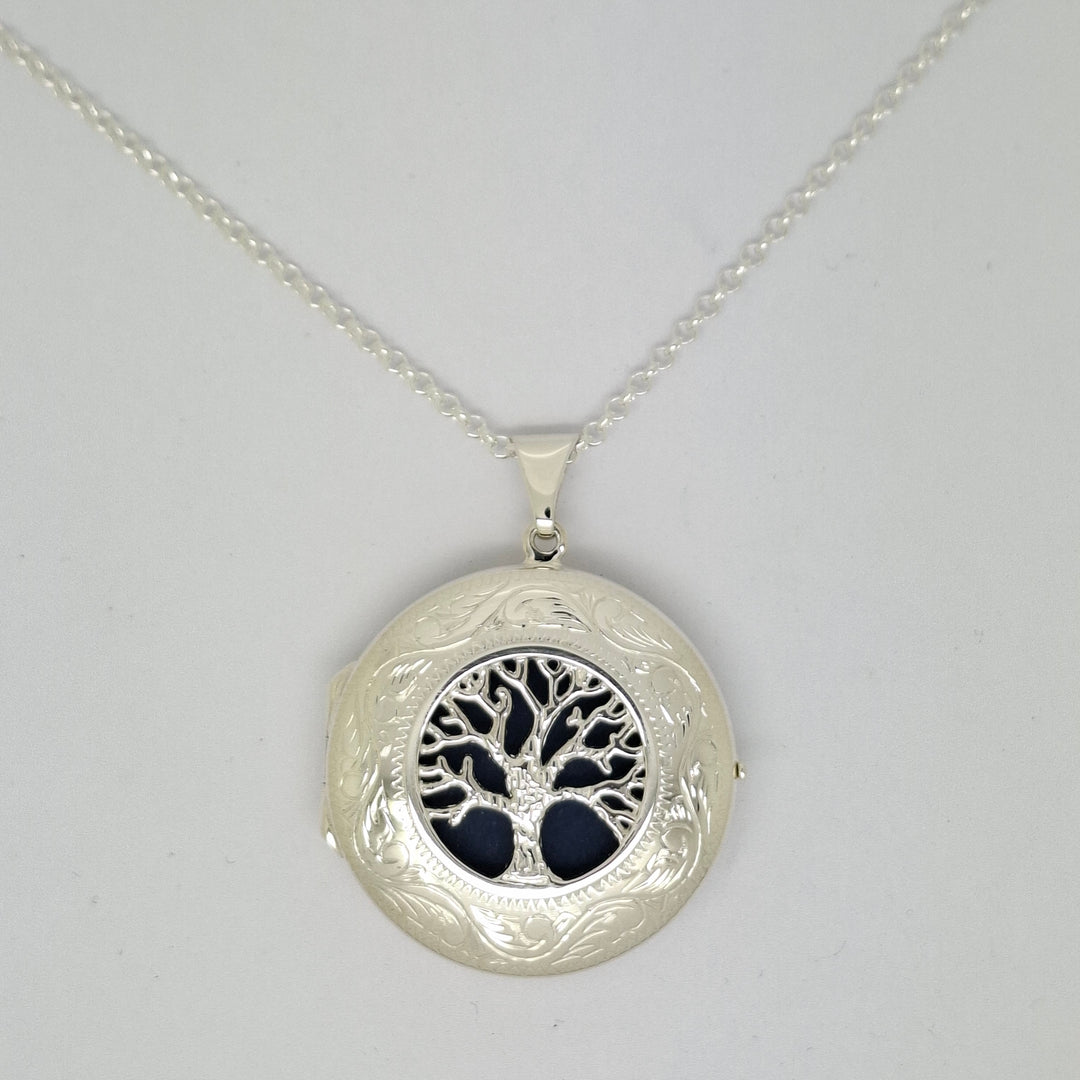 33mm round open work Tree of Life locket 32674