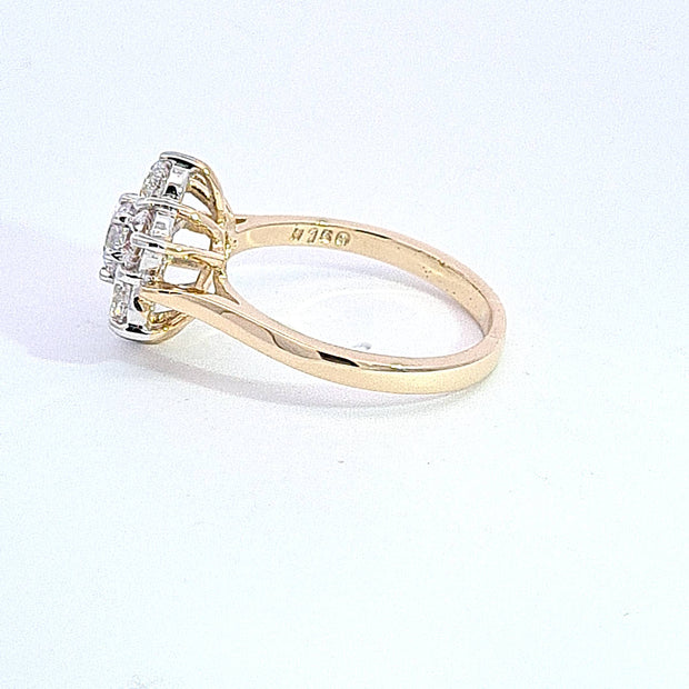 Gold Star Cluster ring 37025