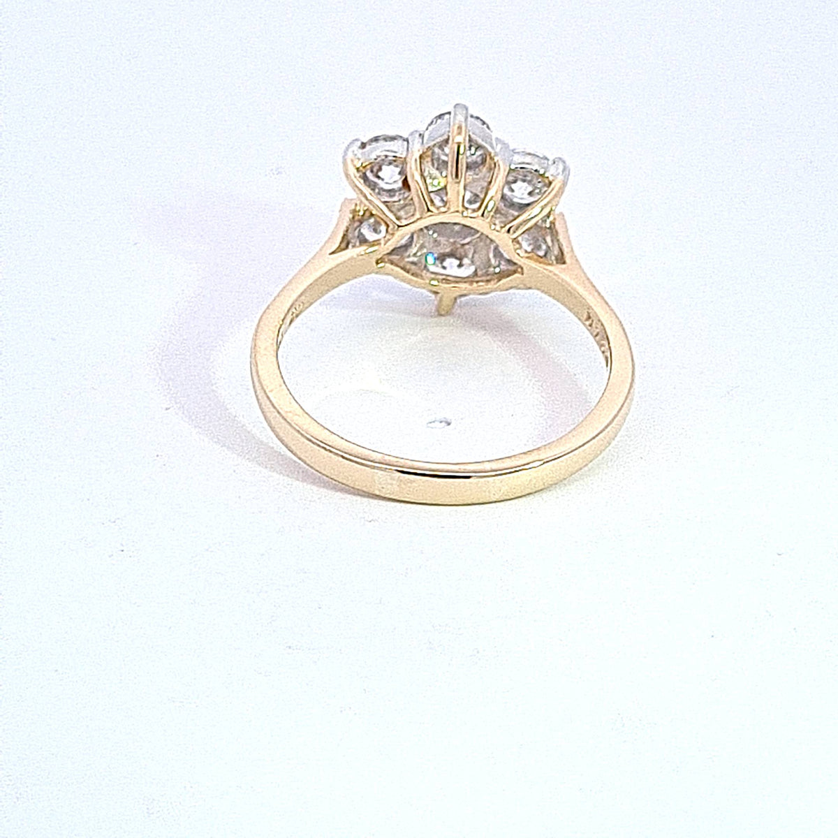 Gold Star Cluster ring 37025 - Armin Lowe Jewellers