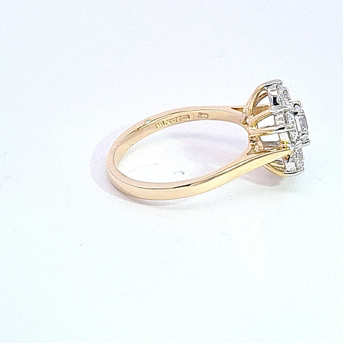 Gold Star Cluster ring 37025 - Armin Lowe Jewellers