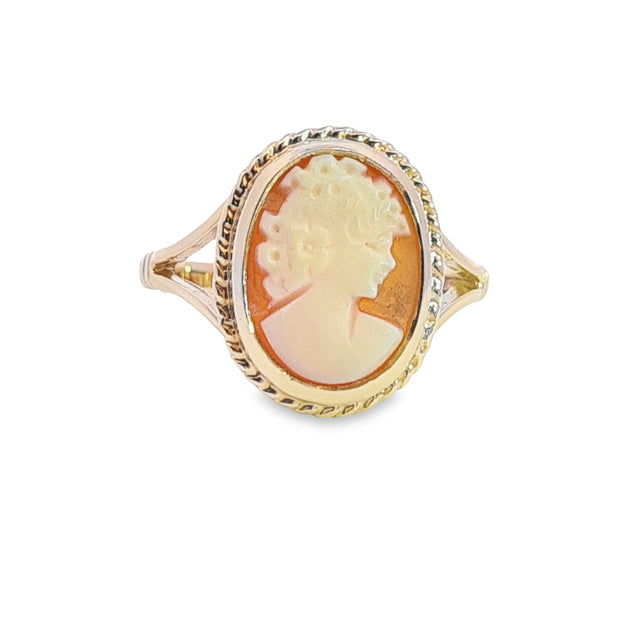 Gold Cameo ring 37019
