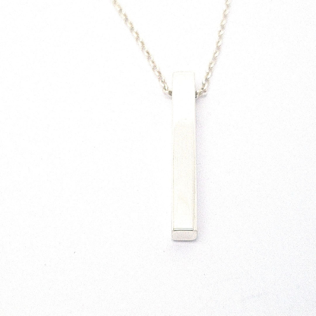 Silver vertical engravable bar pendant on chain 38175