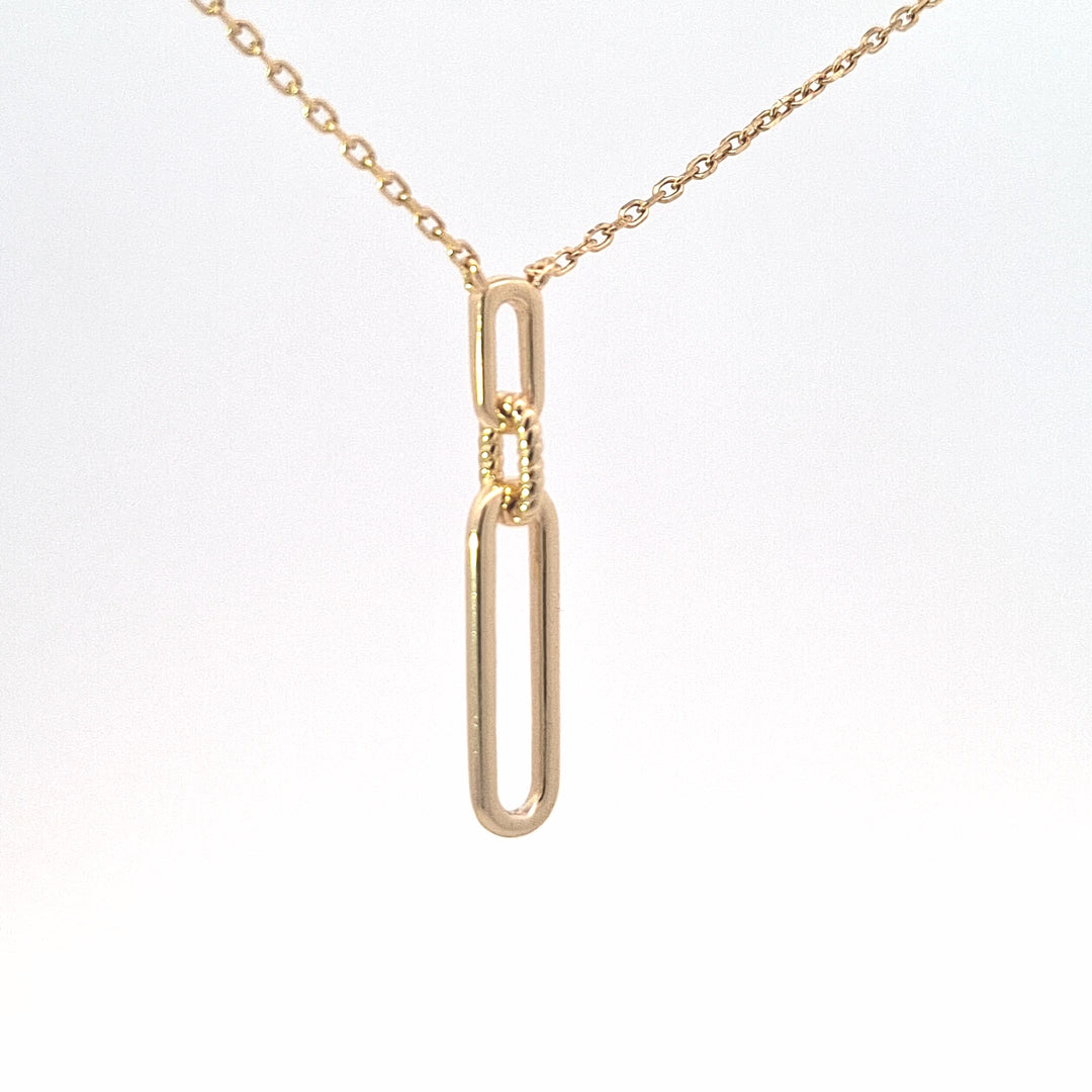 Gold toned silver Paper link pendant 38921