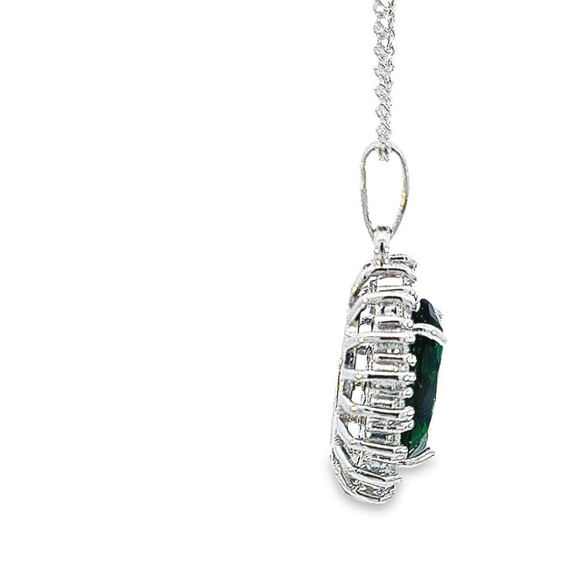 Classic oval cluster pendant with Emerald Green CZ 36448