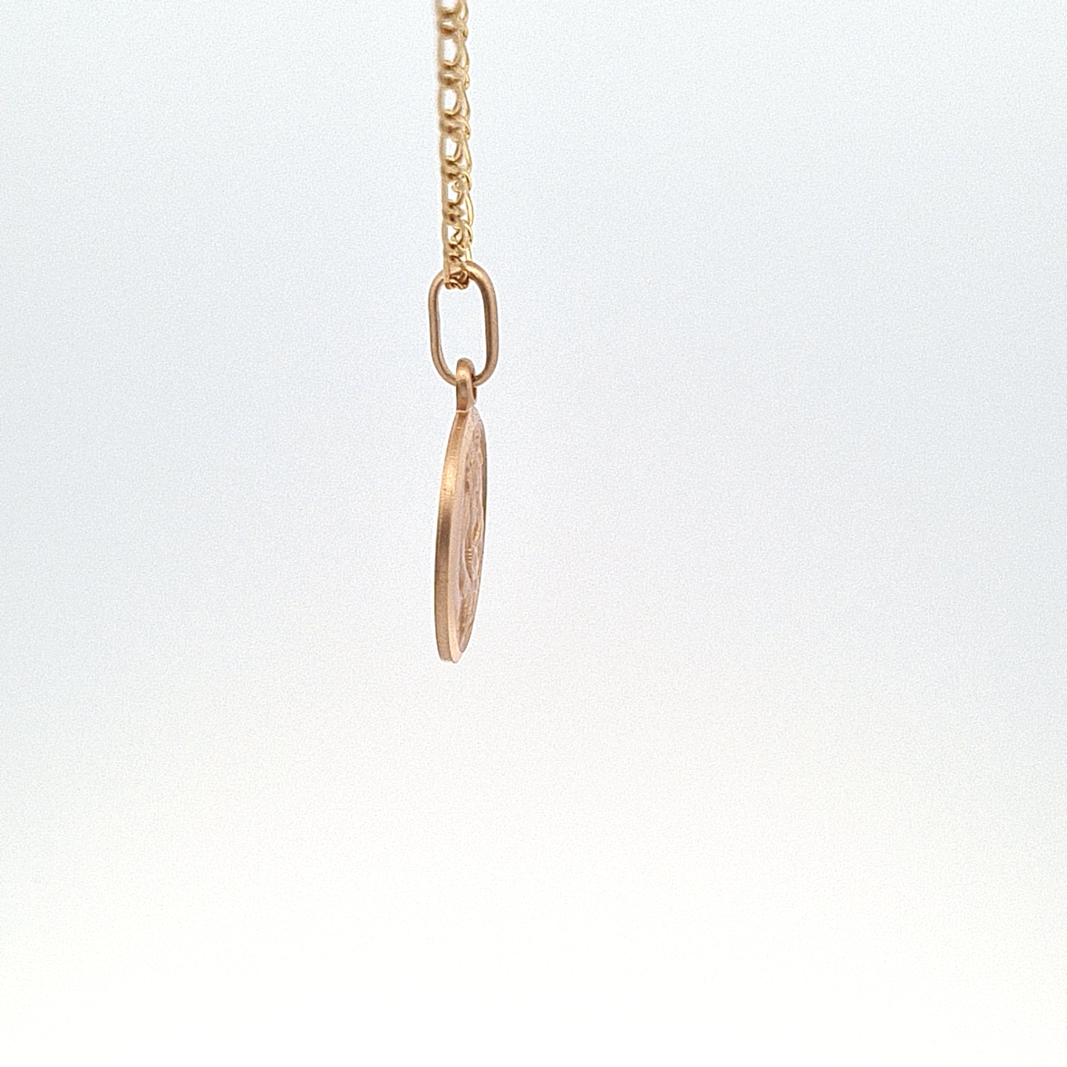 9ct gold 14mm round St. Christopher solid medal 27368 - Armin Lowe Jewellers