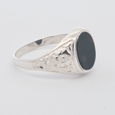 Gents Bloodstone ring 36624 - Armin Lowe Jewellers