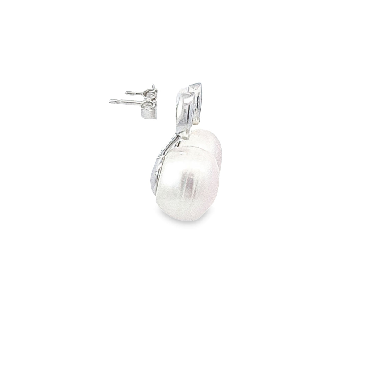 Large pearl stud earrings 36703 - Armin Lowe Jewellers