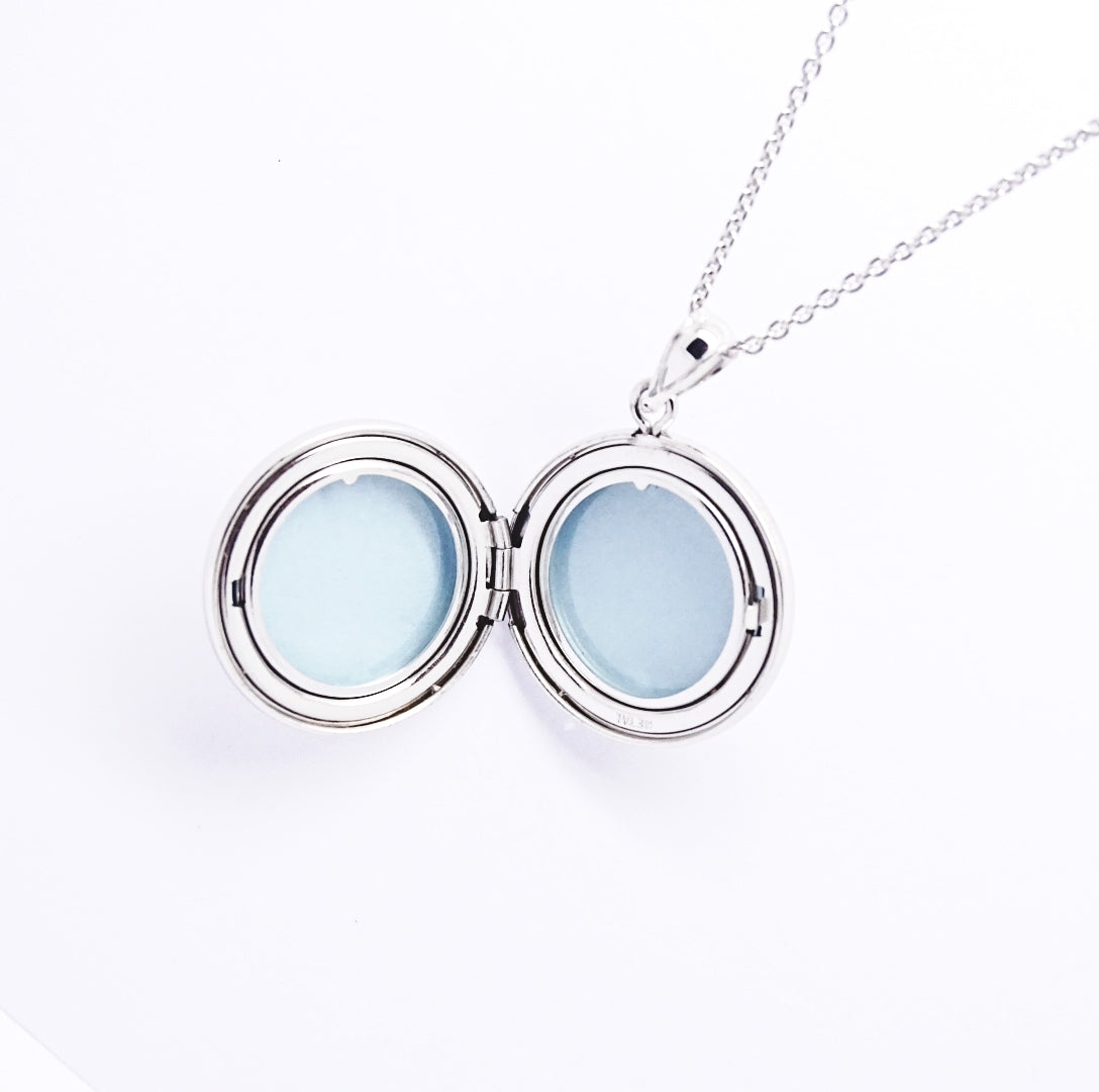 Round two picture locket on 18" chain 34059 - Armin Lowe Jewellers