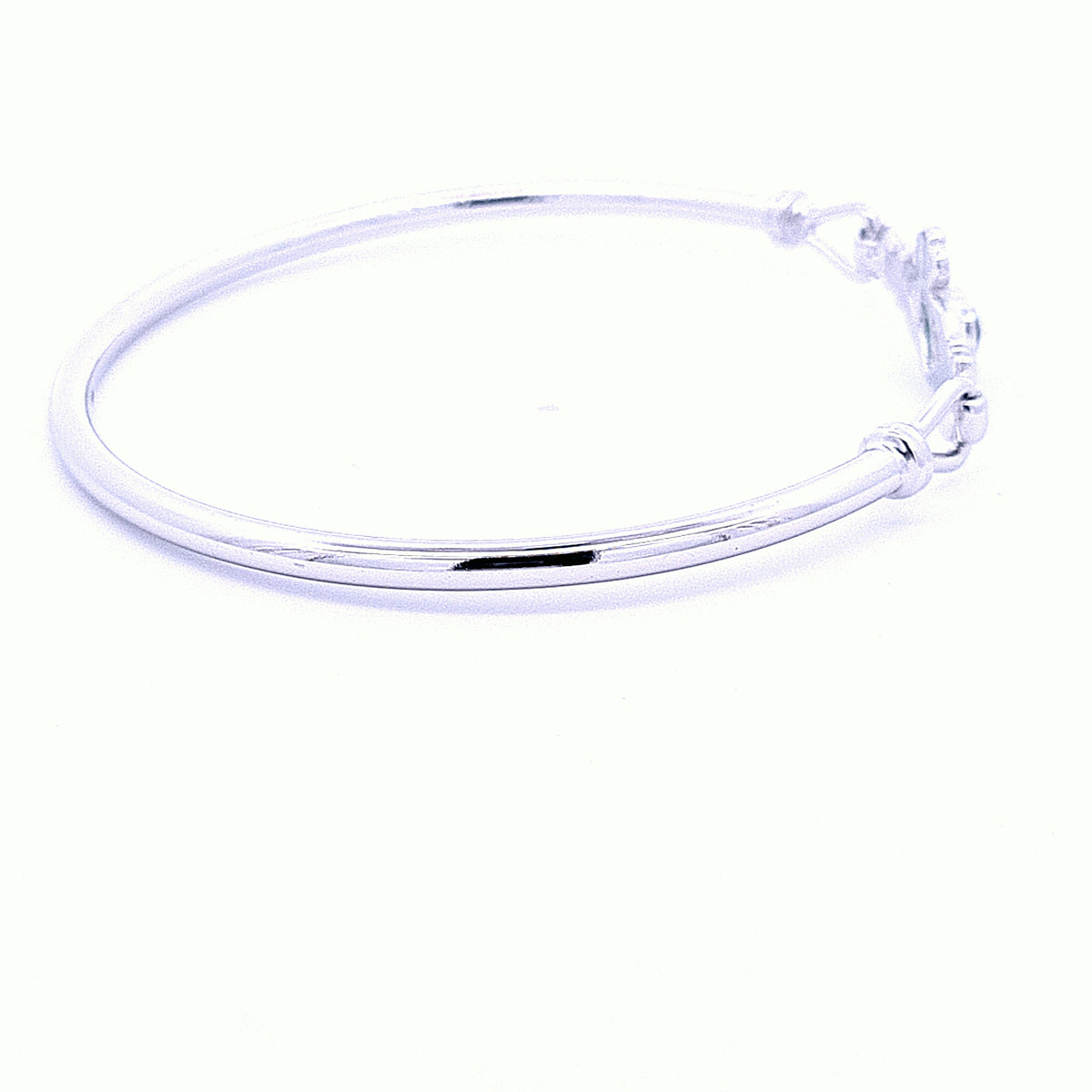 Claddagh ladies bangle 36231 - Armin Lowe Jewellers