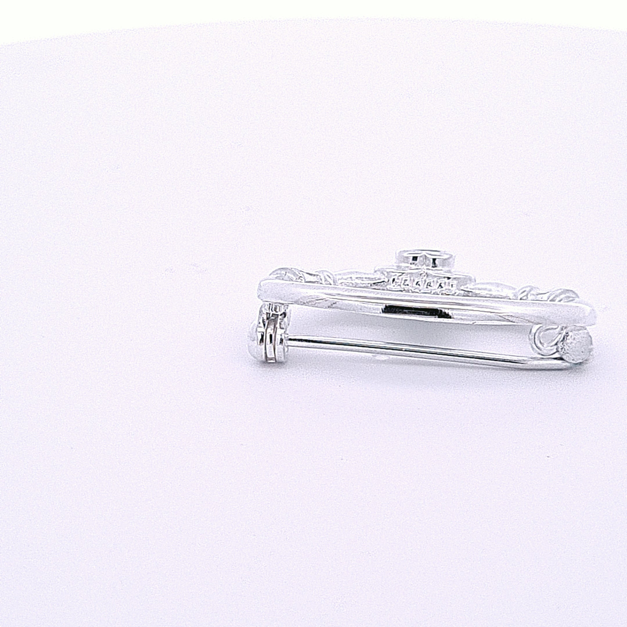 Claddagh brooch 36169 - Armin Lowe Jewellers
