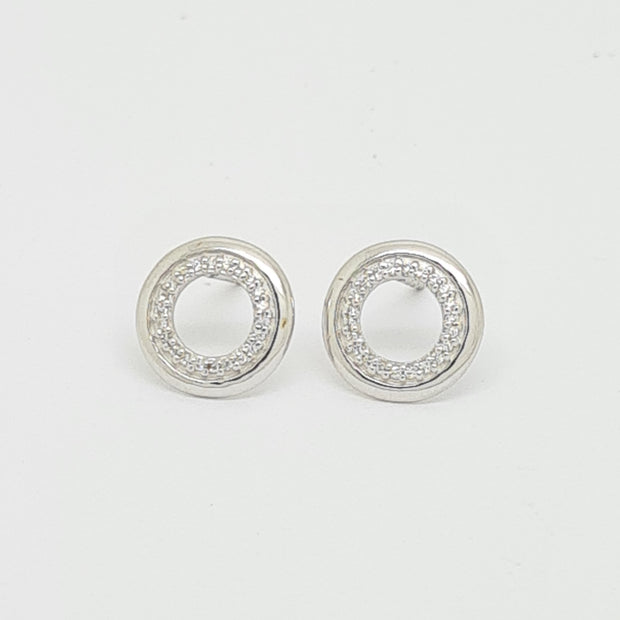 9ct white gold CZ set circle stud earrings 34645