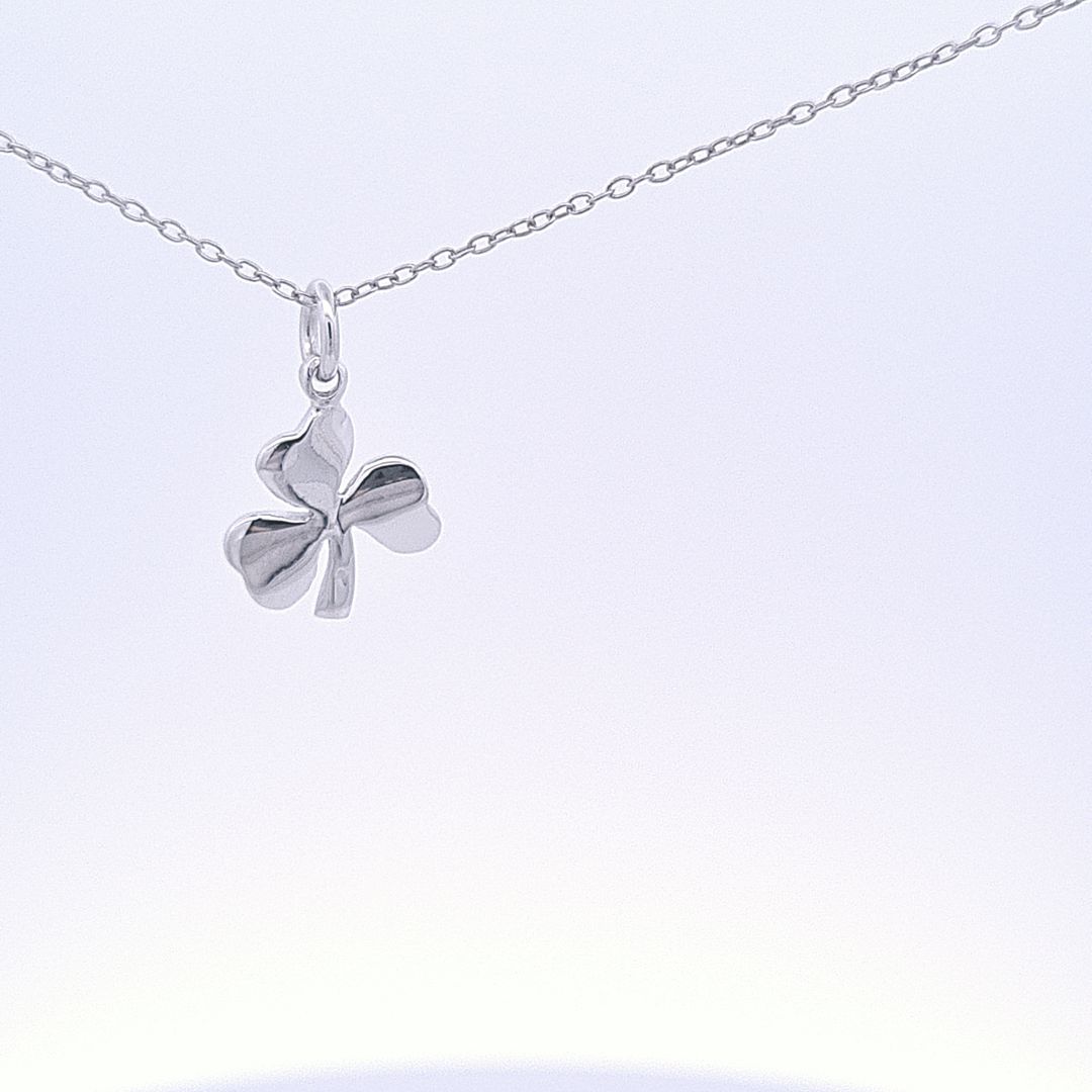 Shamrock italic pendant 36217 - Armin Lowe Jewellers