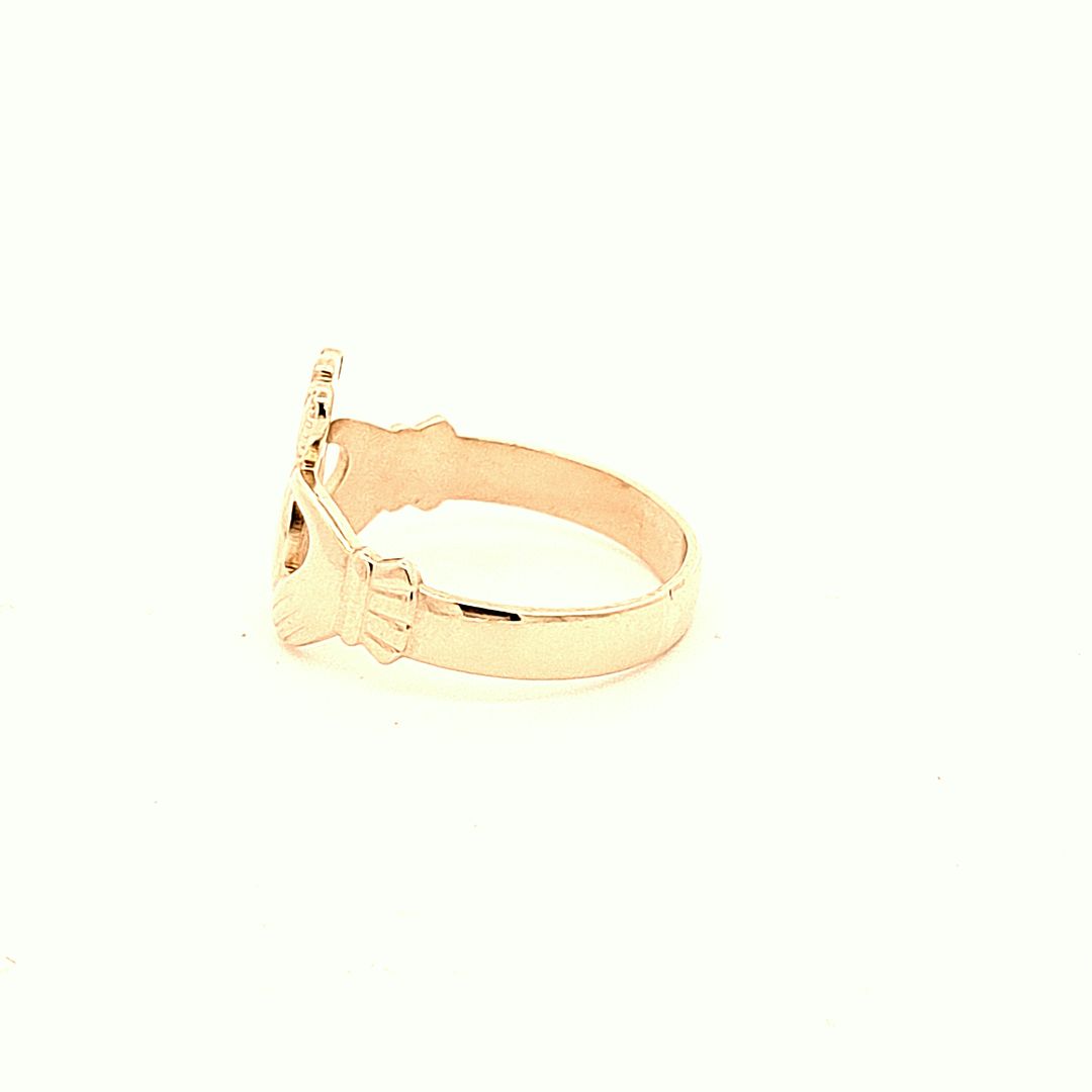 9ct gold Claddagh ring 36249 - Armin Lowe Jewellers