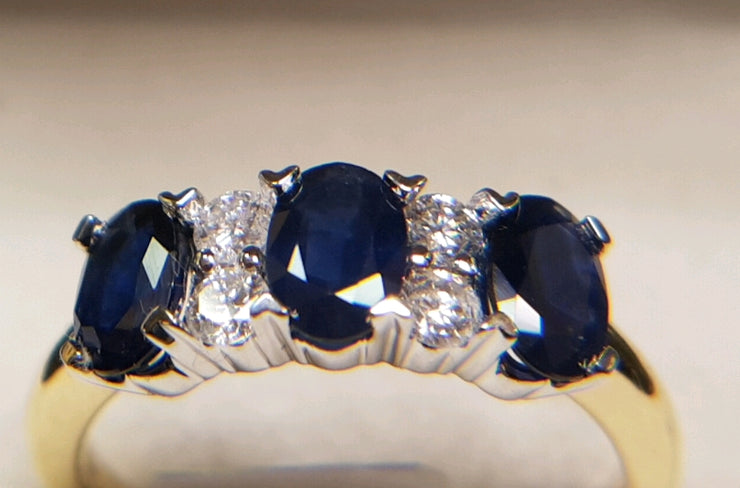 9ct Yellow Gold Diamond/Saphire Ladys Ring 32305
